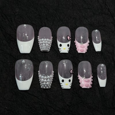 Jesu li nokti s uzorkom trešnje skupi za uređivanje u salonu?